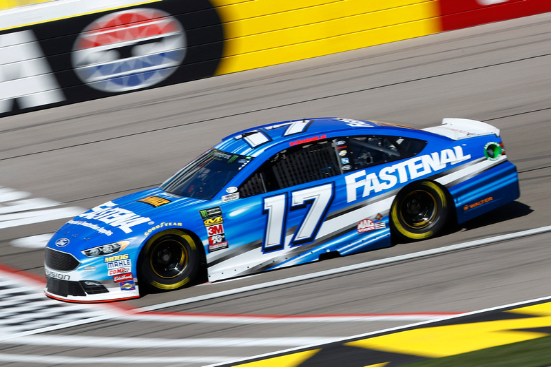 Stenhouse Jr. Drives Fastenal Ford to a 14th-Place Finish at Las Vegas