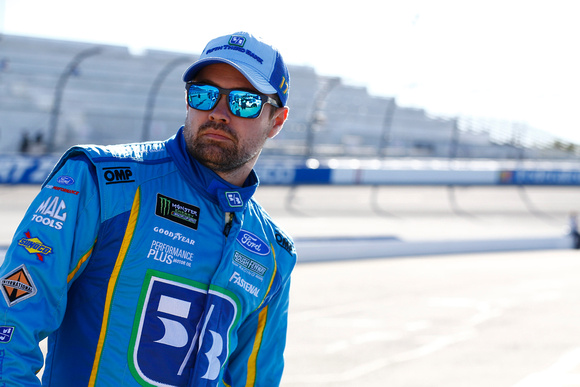 Stenhouse Jr. Drives Fifth Third Bank Ford to a 23rd-Place Finish at Richmond
