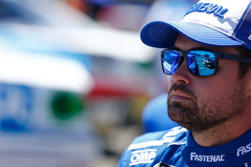 Stenhouse Jr. Battles Back to 18th-Place Finish at Sonoma