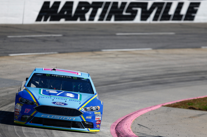 Stenhouse Jr. Drives Fifth Third Ford to a 19th-Place Finish at Martinsville