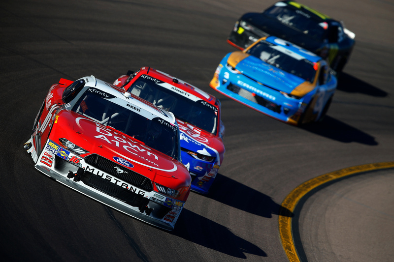 Reed Crosses the Finish Line 12th at Phoenix