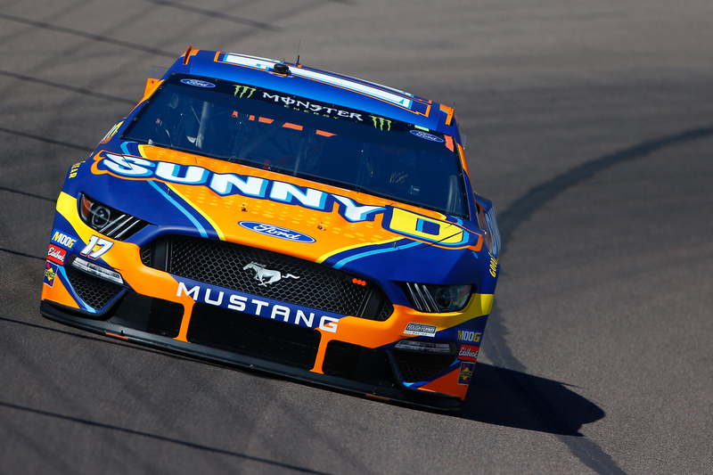 Stenhouse Jr. Drives SunnyD Ford to 13th-Place Finish at ISM Raceway