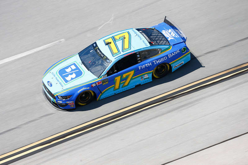 Stenhouse Jr. Settles with 25th-Place Finish at Talladega after Leading 16 Laps