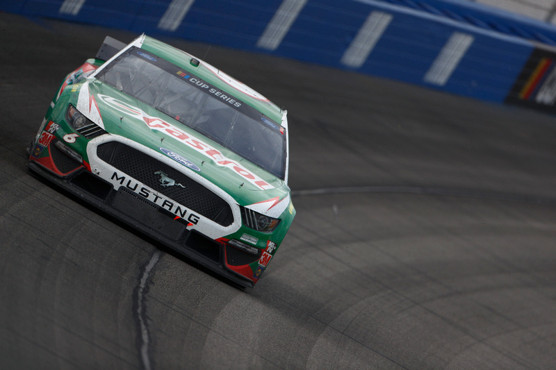 Chastain Crosses Line 17th In Castrol Debut at Fontana